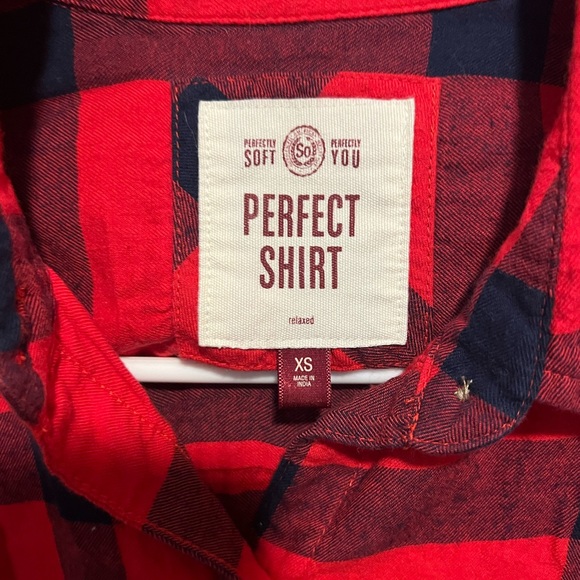 Woman’s Perfect shirt Xsmall plaid button down shirt - Picture 2 of 4